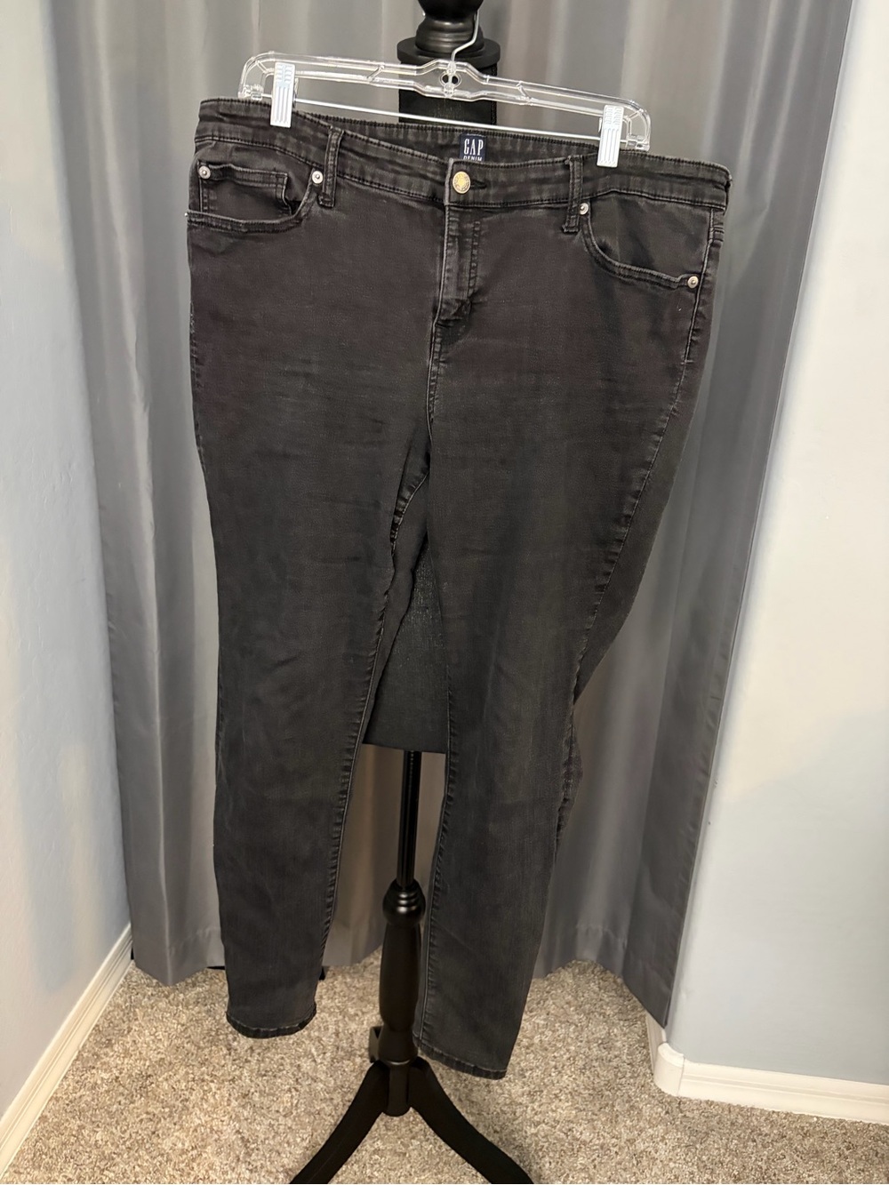 212. GAP Jegging, Size 34, used